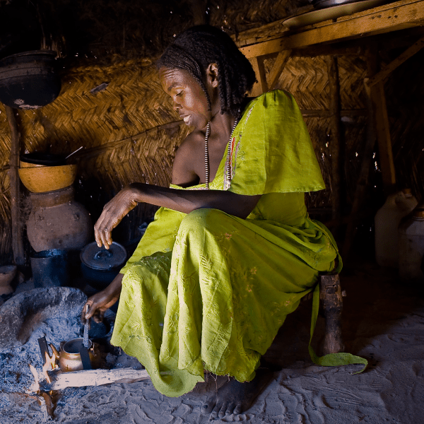 Una campaña contra las señoras que venden té en Sudán, Africa